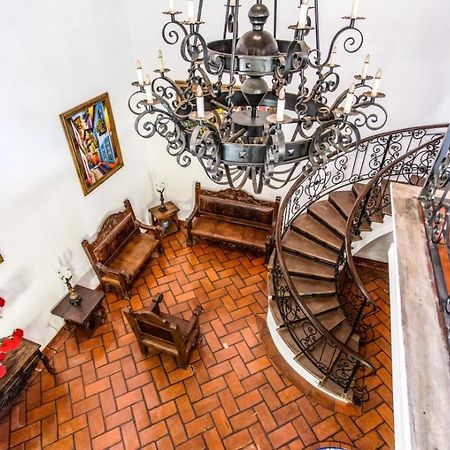 Caroline Bella Bed & Breakfast Ajijic Ngoại thất bức ảnh