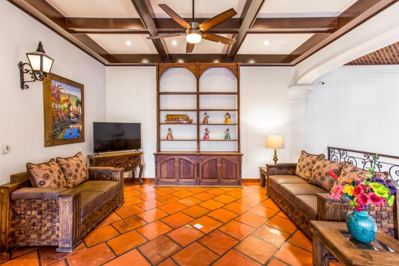 Caroline Bella Bed & Breakfast Ajijic Ngoại thất bức ảnh